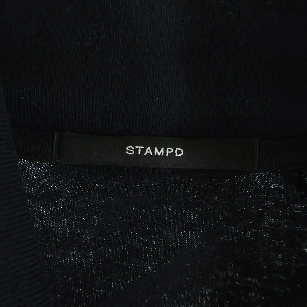 STAMPD(スタンプド) Neck Print Turtleneck Sweat ネックプリントタートルネックスウェット ブラック