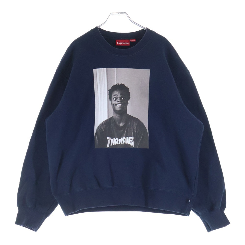 SUPREME(シュプリーム) 24AW Thrasher Crewneck スラッシャー フロントフォトデザイン クルーネック スウェット トレーナー ネイビー