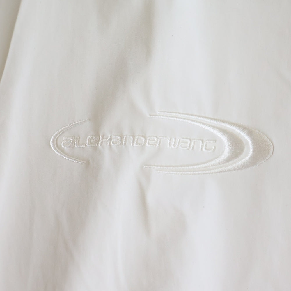 ALEXANDER WANG(アレキサンダーワン) エンブロイダリーデザイン フーデット ジップアップ リバーシブルジャケット グレー/ホワイト UWC1252038