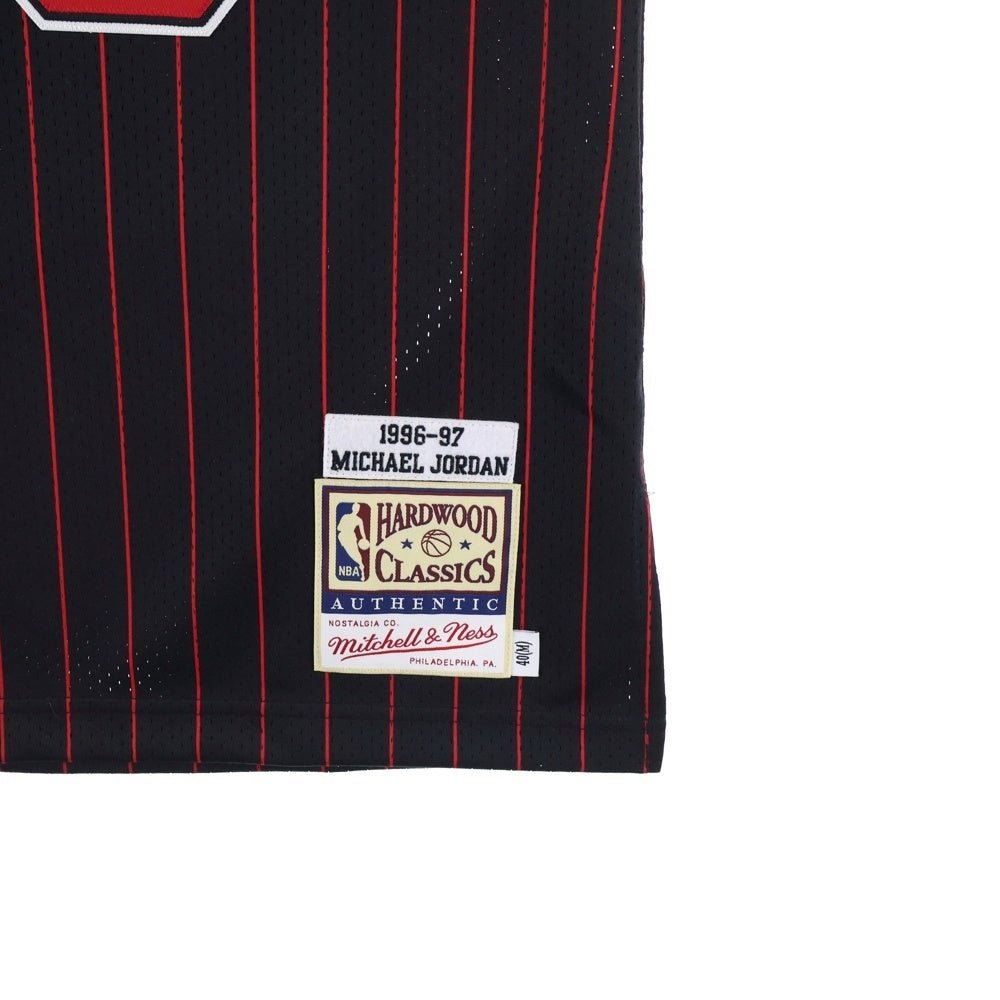 Mitchell&Ness(ミッチェル アンド ネス) Michael Jordan 1996-97 Chicago Bulls Authentic Jersey シカゴブルズユニフォーム ノースリーブタンクトップ ブラック/レッド