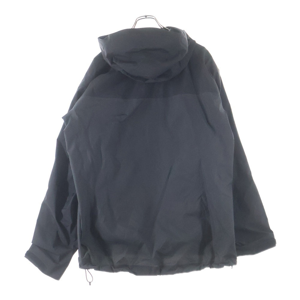 ARC'TERYX(アークテリクス) ALPHA JACKET アルファー エンブロイダリーデザイン フーデッド ジップアップ ナイロンジャケット ブラック X000006454
