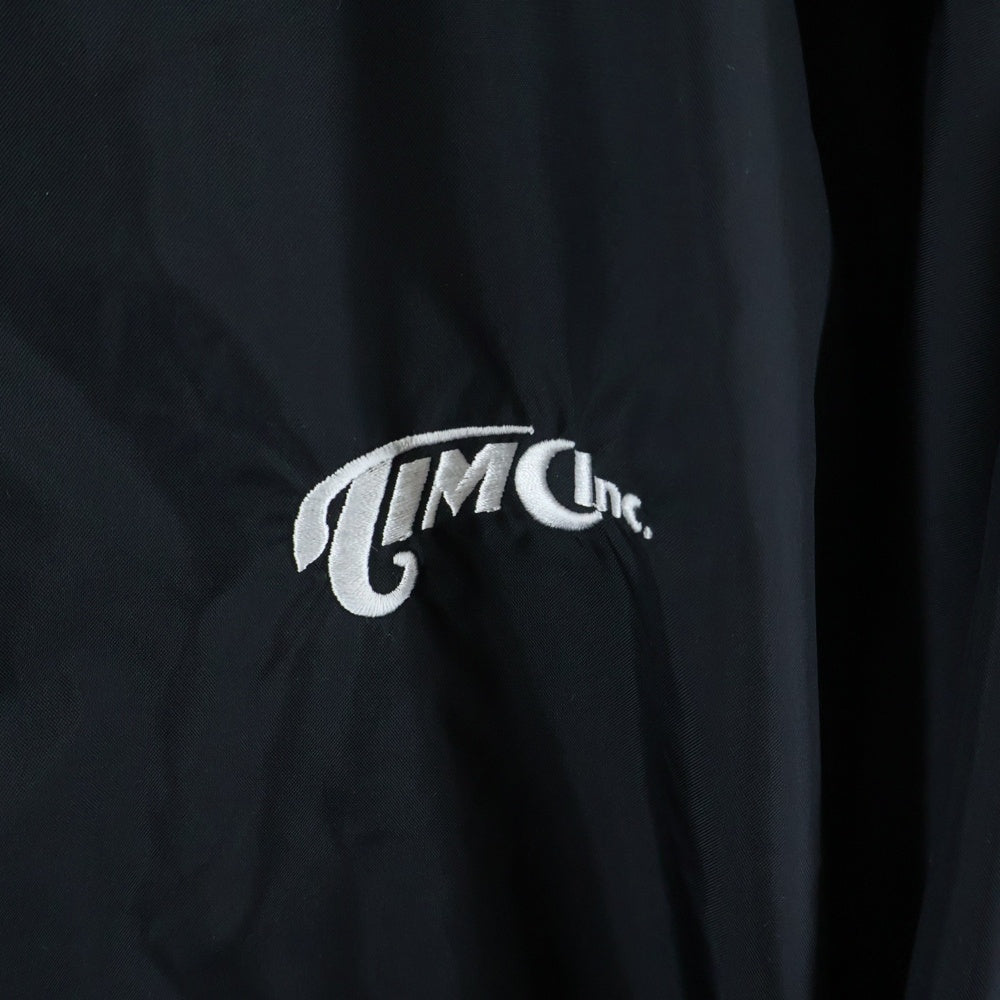 NO BRAND(ノーブランド) Timc Inc. タイムシー 22AW 東京インディアンズ ブランドロゴ刺繍 ナイロン コーチジャケット ブラック