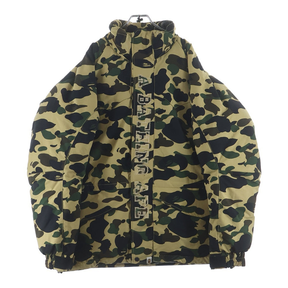 A BATHING APE(アベイシングエイプ) 1ST CAMO カモフラ総柄 ロゴ刺繍 ダウンジャケット カーキ