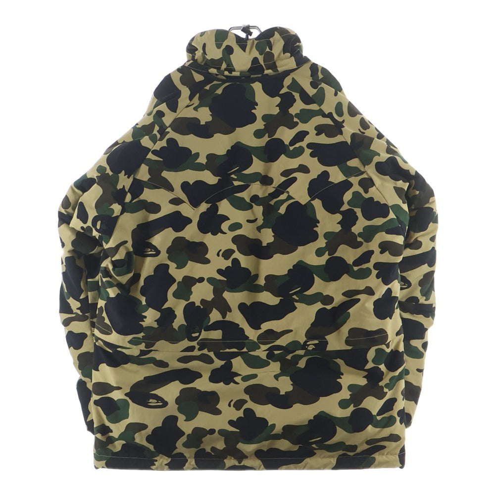 A BATHING APE(アベイシングエイプ) 1ST CAMO カモフラ総柄 ロゴ刺繍 ダウンジャケット カーキ