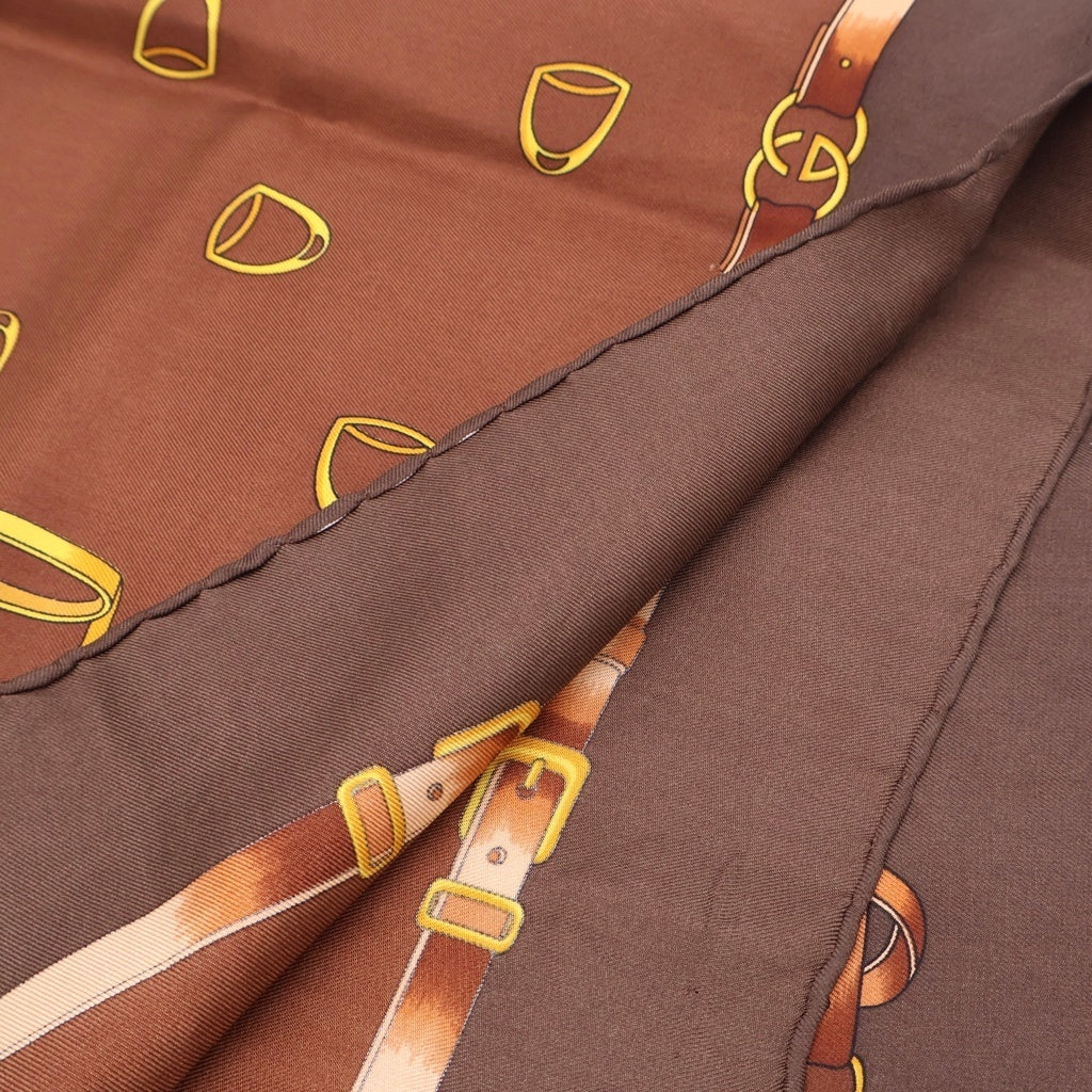 GUCCI(グッチ) Silk Neck Pocket Square シルクネックチーフ 装飾コップ柄 ブラウン レディース