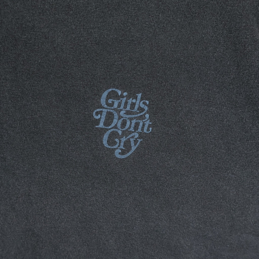 Girls Don't Cry(ガールズドントクライ) Crew Neck Back Print Short-Sleeved T-Shirt クルーネックバックプリント半袖Tシャツ グレー