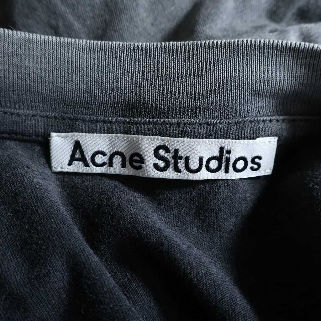 Acne Studios(アクネ ストゥディオズ) フロントプリント 半袖シャツ カットソー グレー CL0267