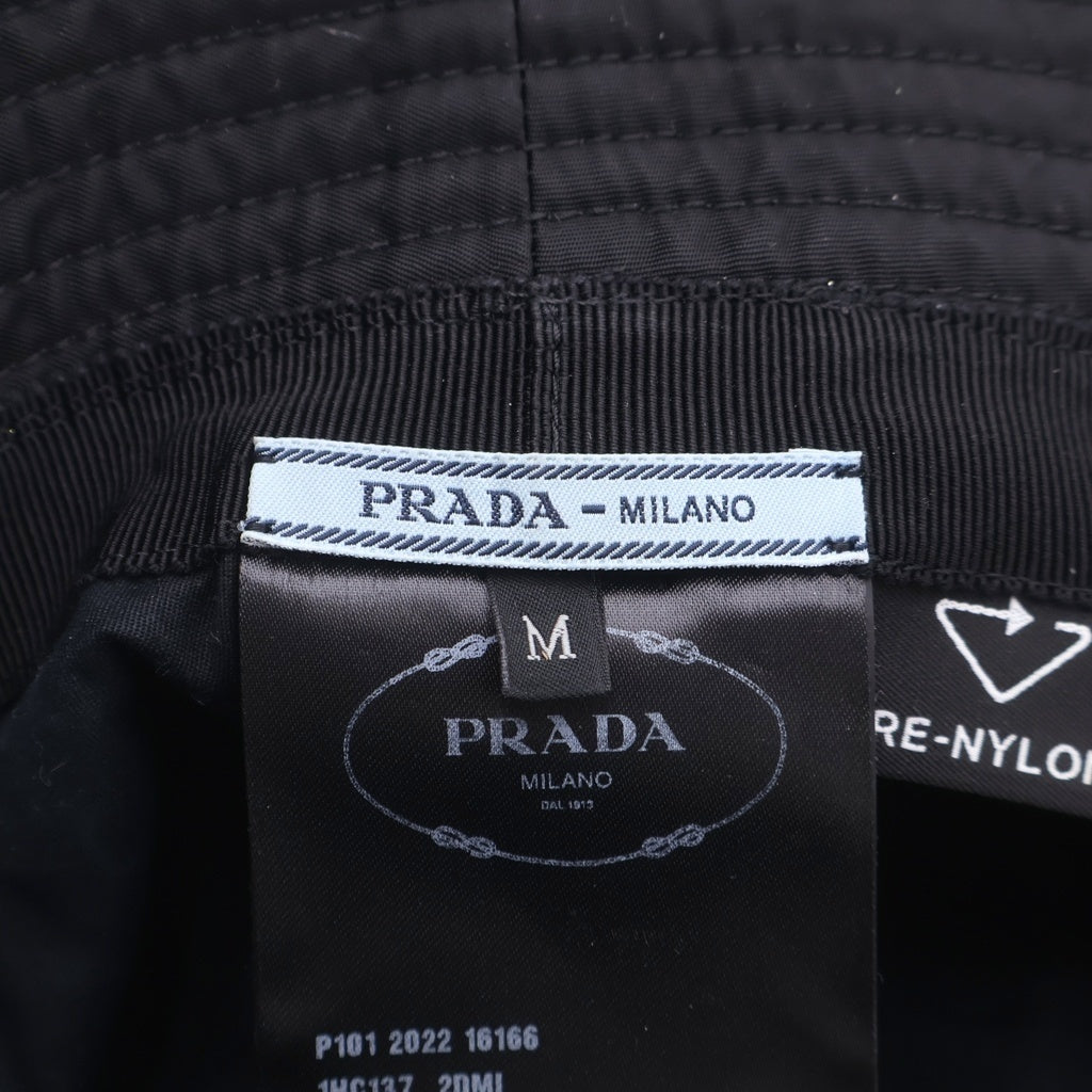 PRADA(プラダ) RE-NYLON リナイロン ラバー トライアングルロゴ バケットハット 帽子 ブラック 2HC137