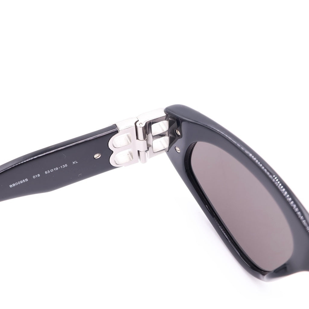 BALENCIAGA(バレンシアガ) ラインストーンBBロゴ キャットアイレンズ サングラス アイウェア ブラック BB0095S