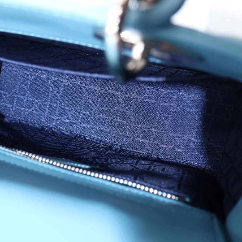 DIOR(ディオール) LADY DIOR レディー ディオール カナージュラムスキン ハンドバッグ ショルダーバッグ ブルー M0531OUQAM73U レディース