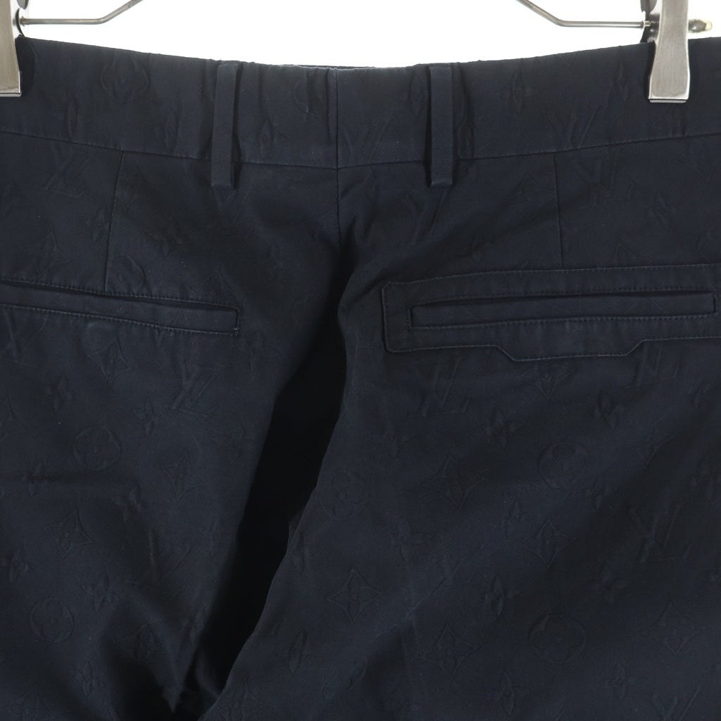 LOUIS VUITTON(ルイヴィトン) モノグラムエンボス スラックスパンツ ブラック RM211Q ZDC HKP42W