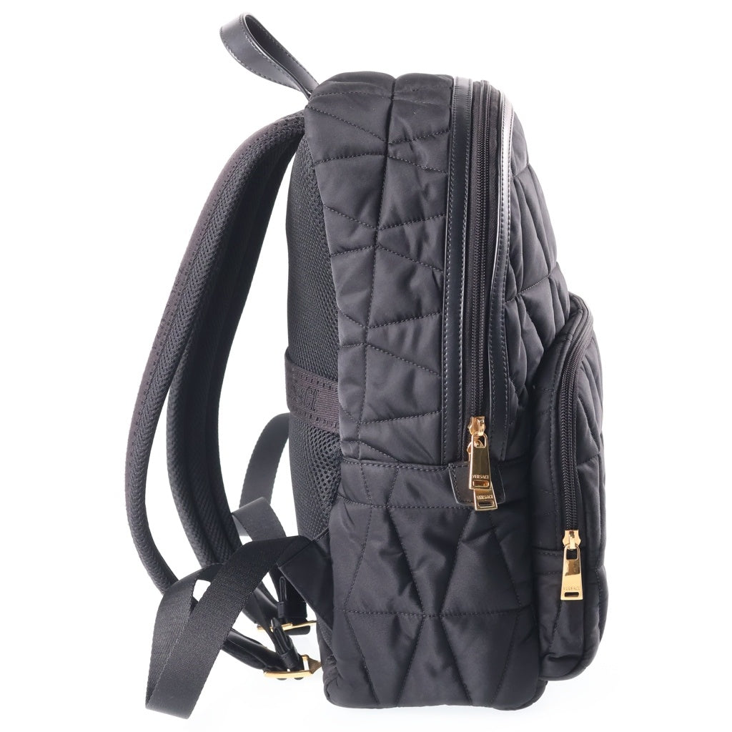 VERSACE(ヴェルサーチ) キルティングバックバッグ リュックサック ブラック/ゴールド 1018355 1A13686 1B00V 1011562 1A09741 レディース