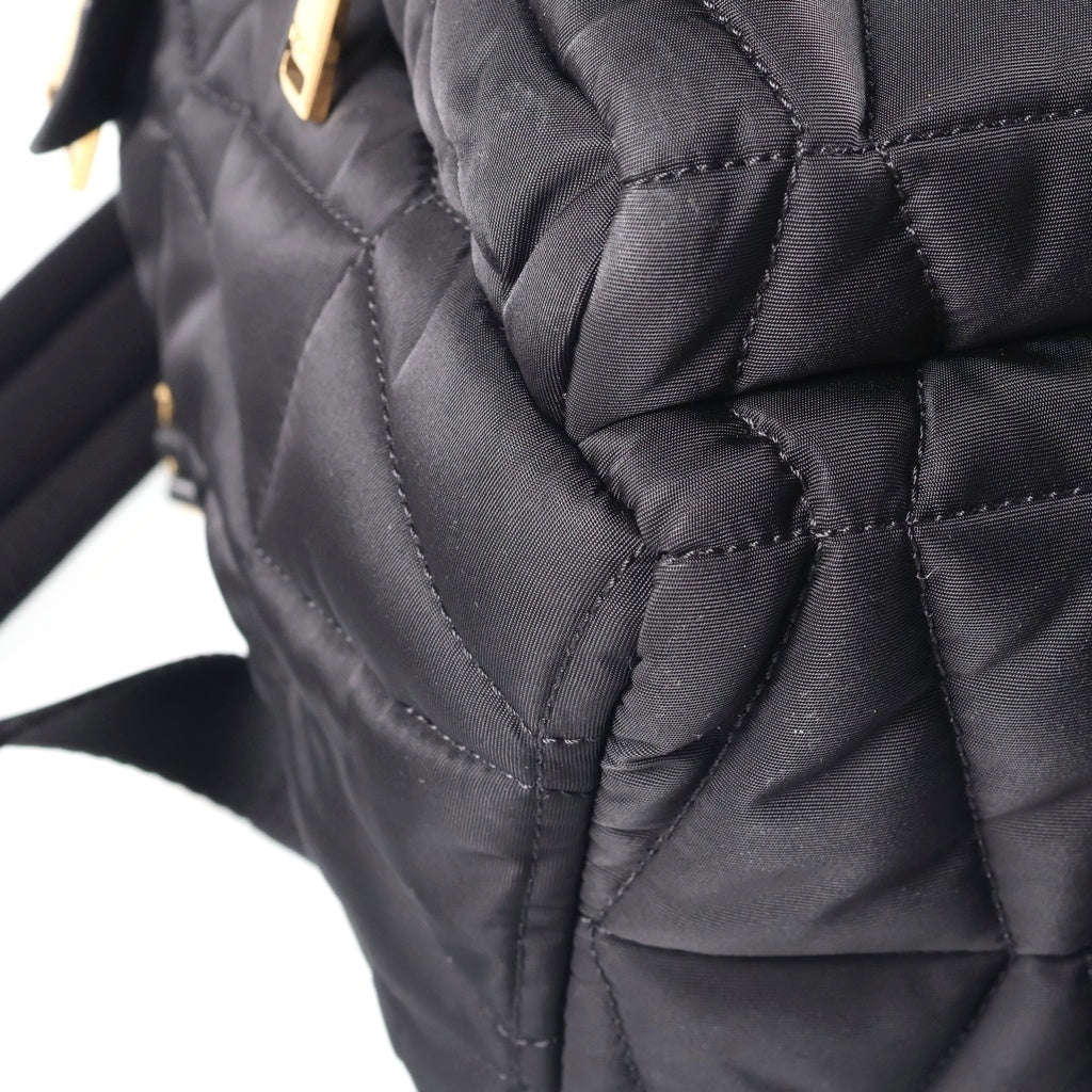 VERSACE(ヴェルサーチ) キルティングバックバッグ リュックサック ブラック/ゴールド 1018355 1A13686 1B00V 1011562 1A09741 レディース