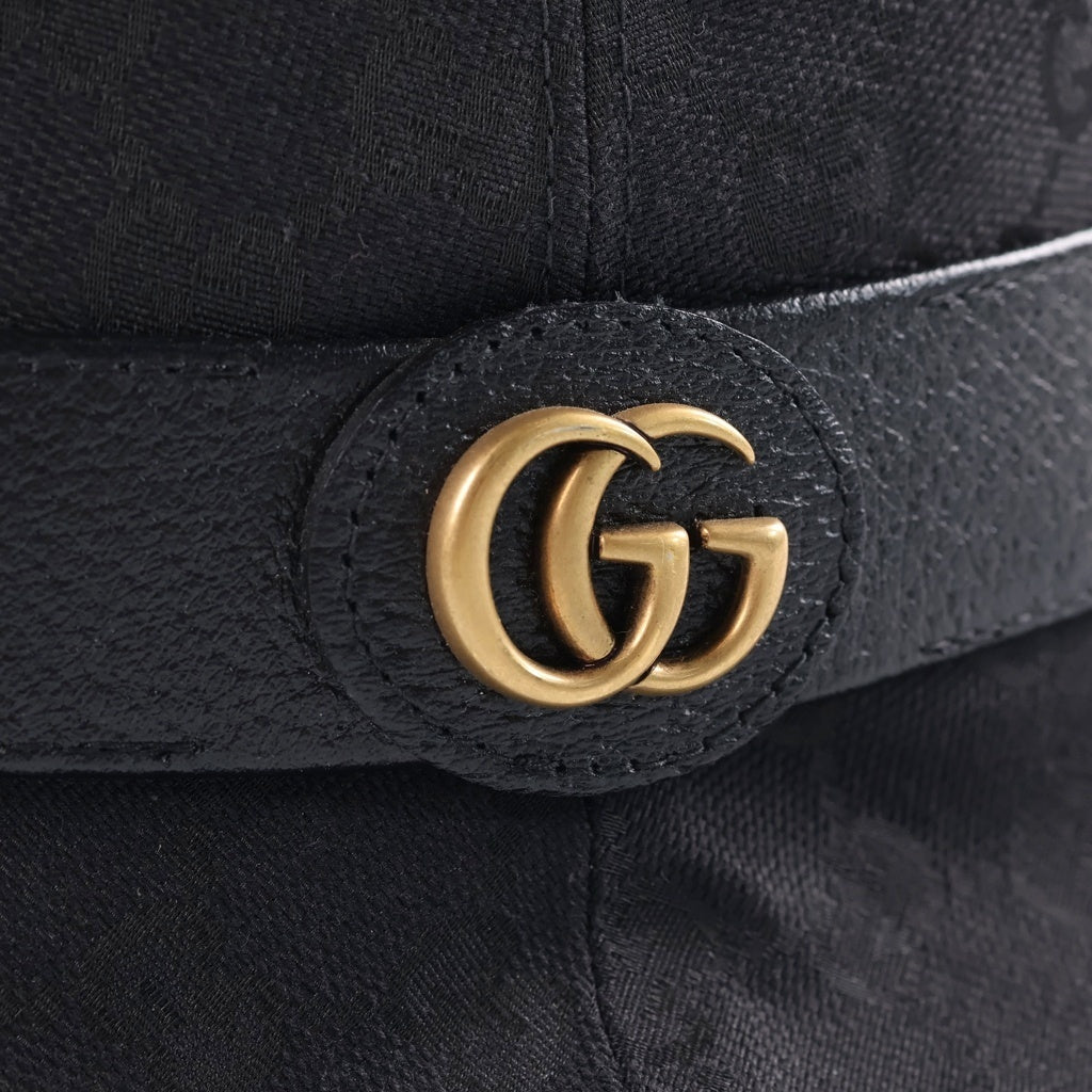 GUCCI(グッチ) GGキャンバス ロゴプレート バケットハット 帽子 ブラック 576587-4HG53
