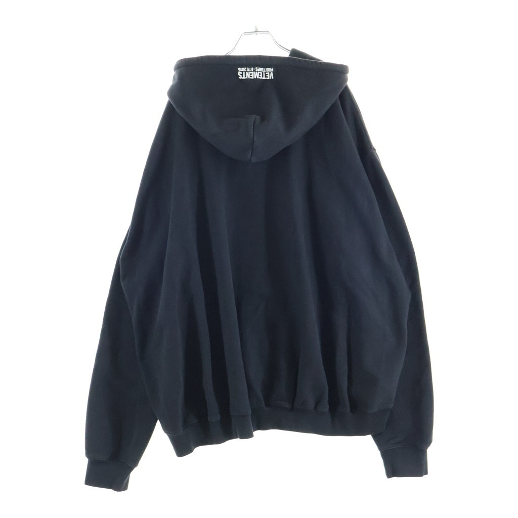 VETEMENTS(ヴェトモン) 16SS Oversized Logo Hoodie オーバーサイズロゴ刺繍スウェット フーディー ブラック 買取実績 MS16TP31