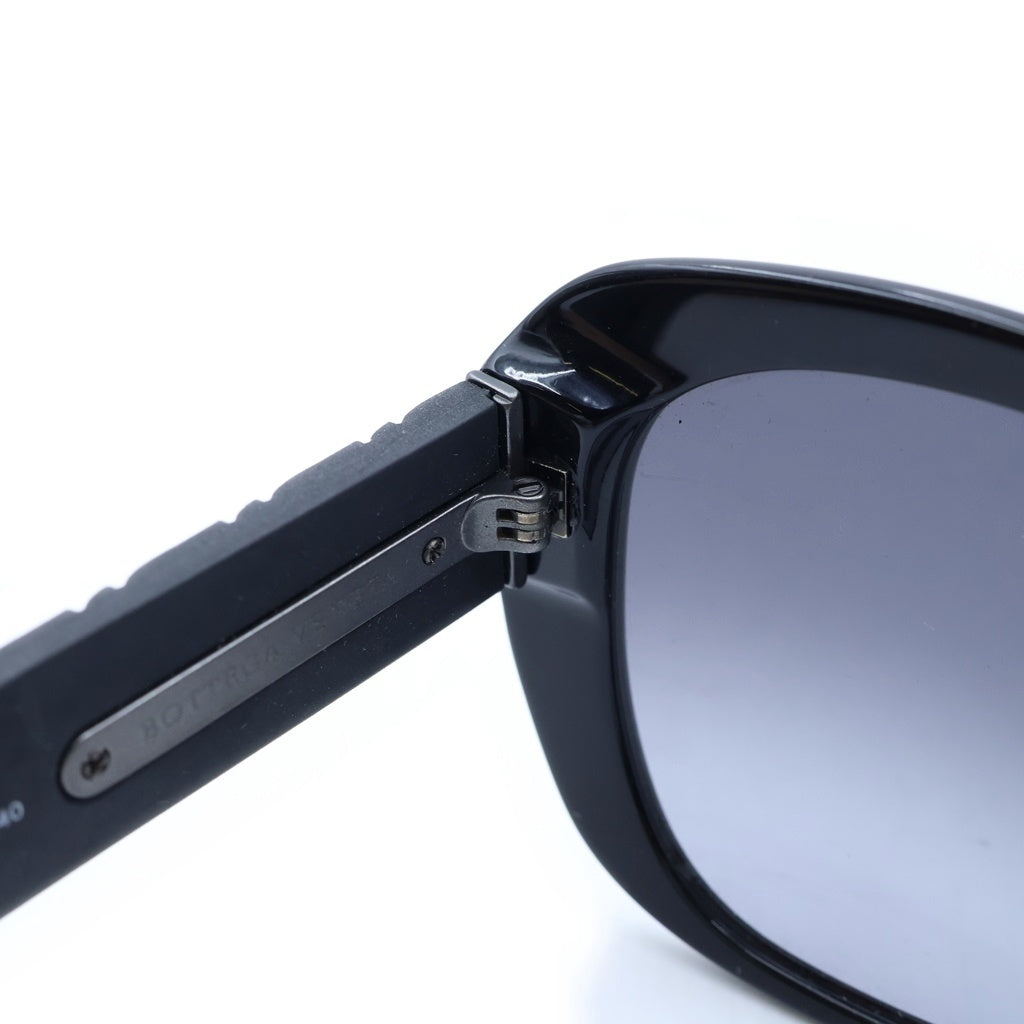 BOTTEGA VENETA(ボッテガヴェネタ) Rubber Temple Square Sunglasses ラバーテンプル スクエアサングラス メガネ ブラック 57□17 140 レディース