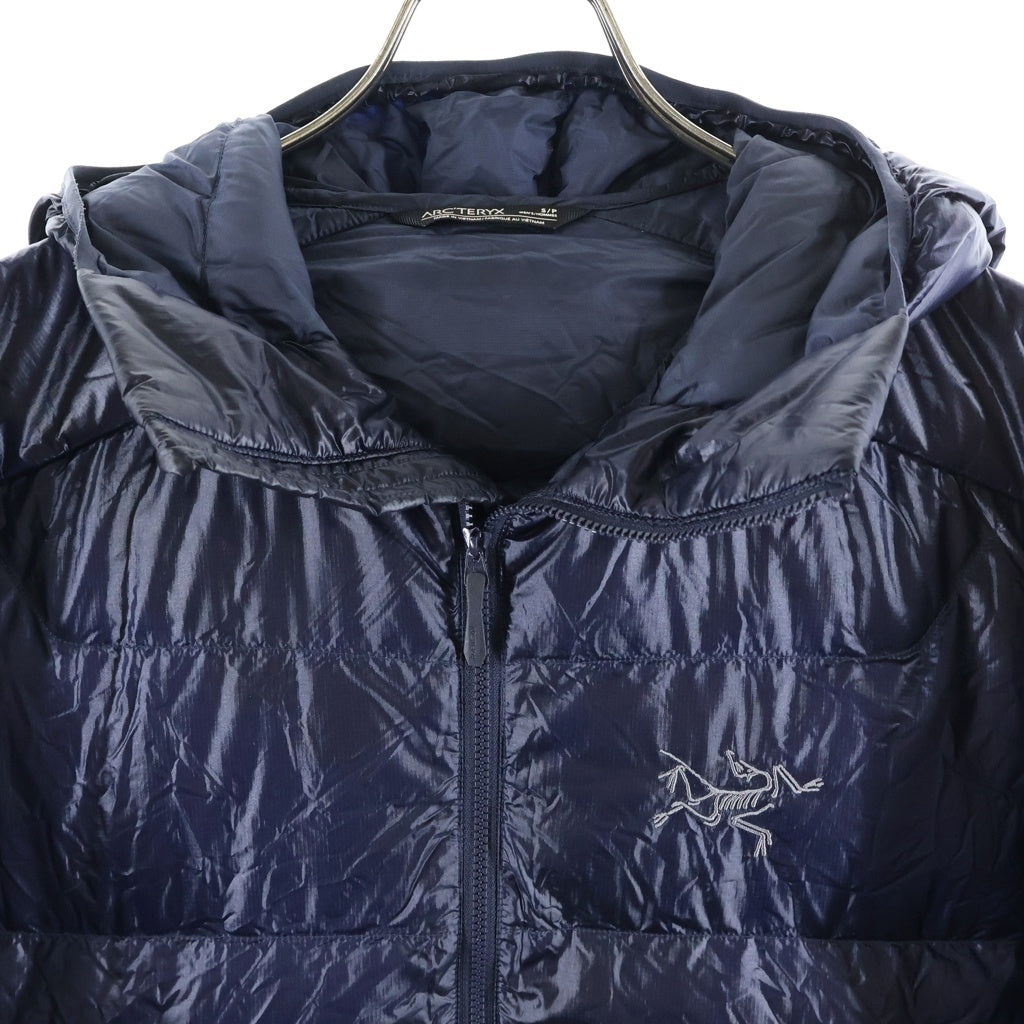 ARC'TERYX(アークテリクス) CERIUM SV HOODY セリーム ロゴデザイン フーデッド 中綿ジャケット ネイビー X000010555