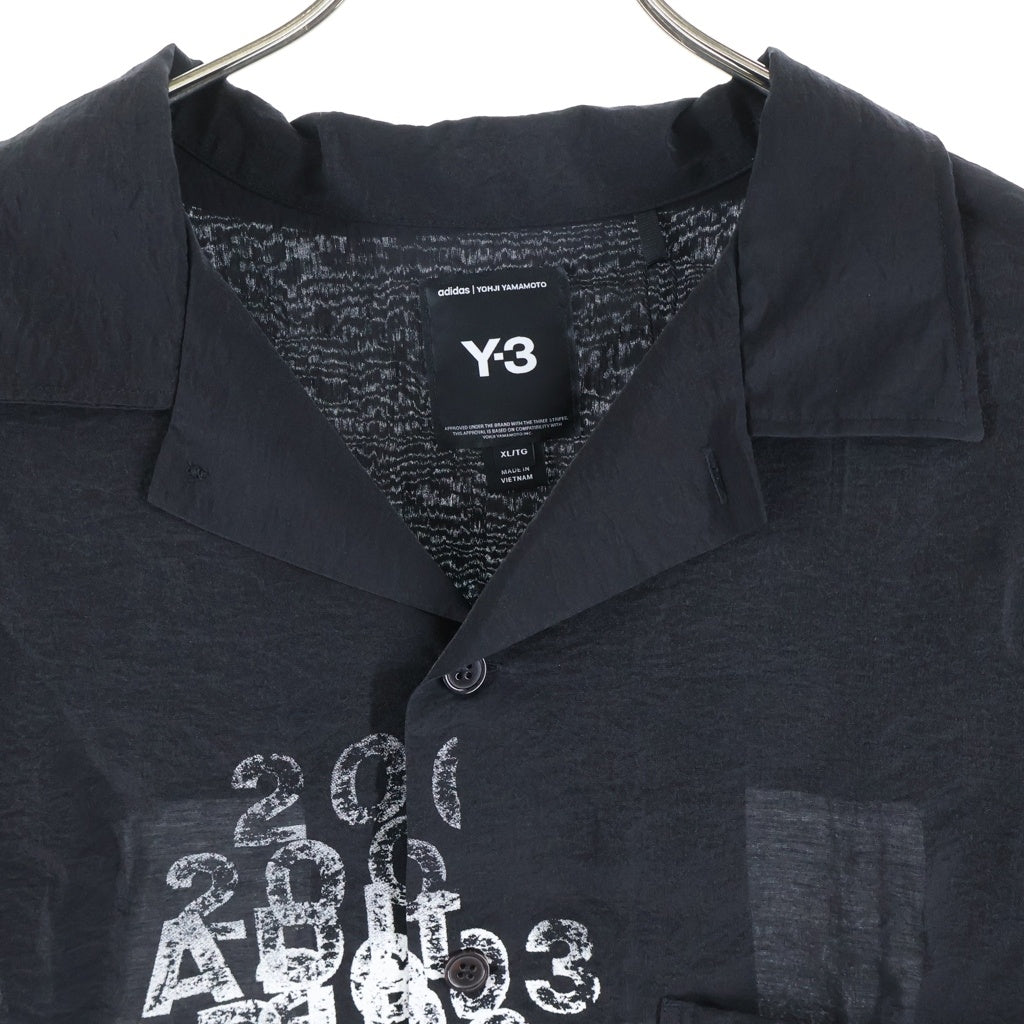 Y-3(ワイスリー) PLACED GRAPHIC SHORT SLEEVE LONG SHIRT プレースト グラフィック オープンカラー ロング 半袖シャツ ブラック KR0169