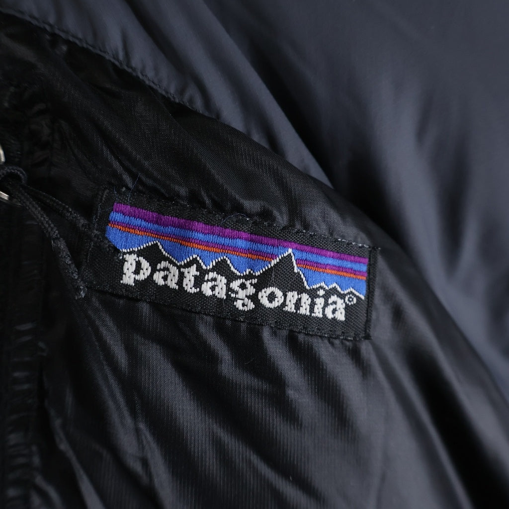 PATAGONIA(パタゴニア) フーデッド ダウンジャケット ブラック 84650F4