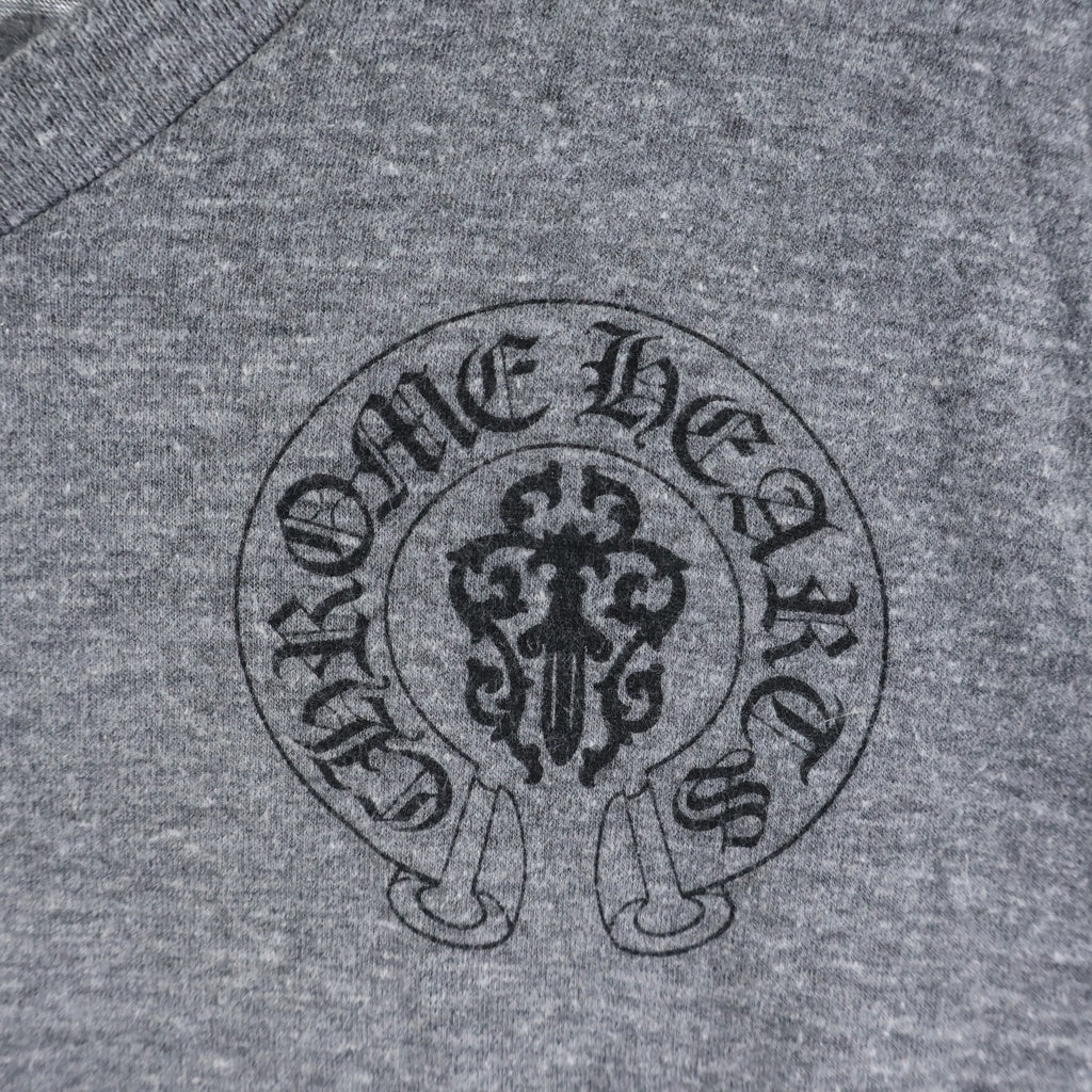 CHROME HEARTS(クロムハーツ) アメリカンフラッグバックプリント Vネック半袖Tシャツ カットソー グレー