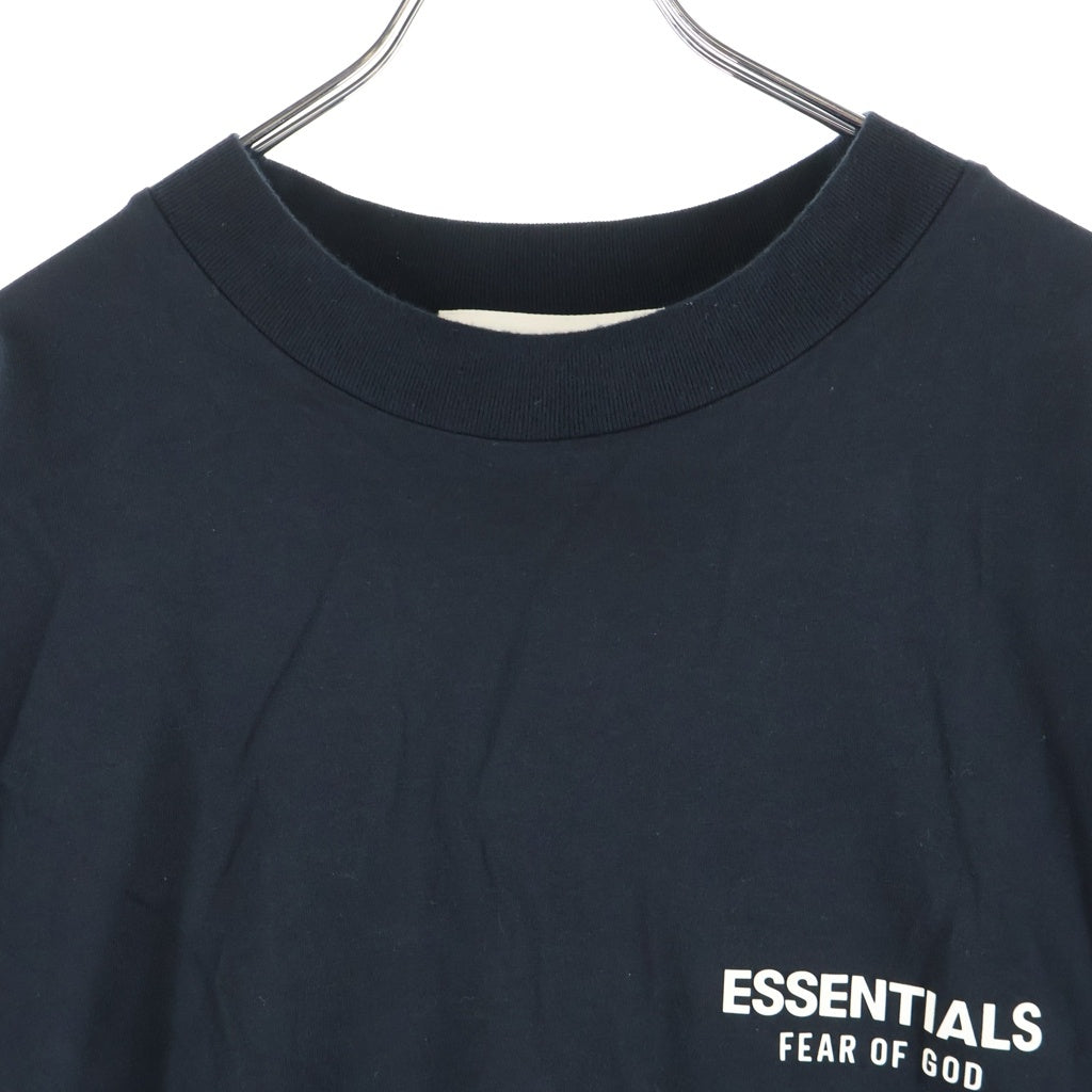 FEAR OF GOD ESSENTIALS(フィアオブゴッド エッセンシャルズ) フロントロゴデザイン クルーネック カットソー 半袖Tシャツ ブラック