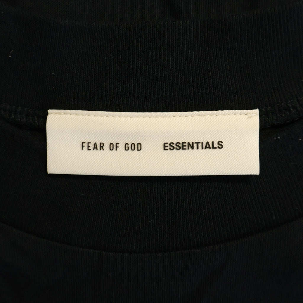 FEAR OF GOD ESSENTIALS(フィアオブゴッド エッセンシャルズ) フロントロゴデザイン クルーネック カットソー 半袖Tシャツ ブラック