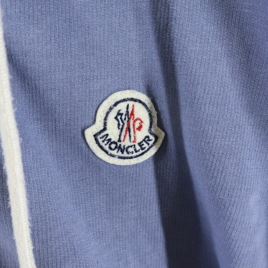 MONCLER(モンクレール) MAGLIA CARDIGAN マグリアカーディガン ロゴワッペン フルジップアップパーカー ブルー 210918425900 80155