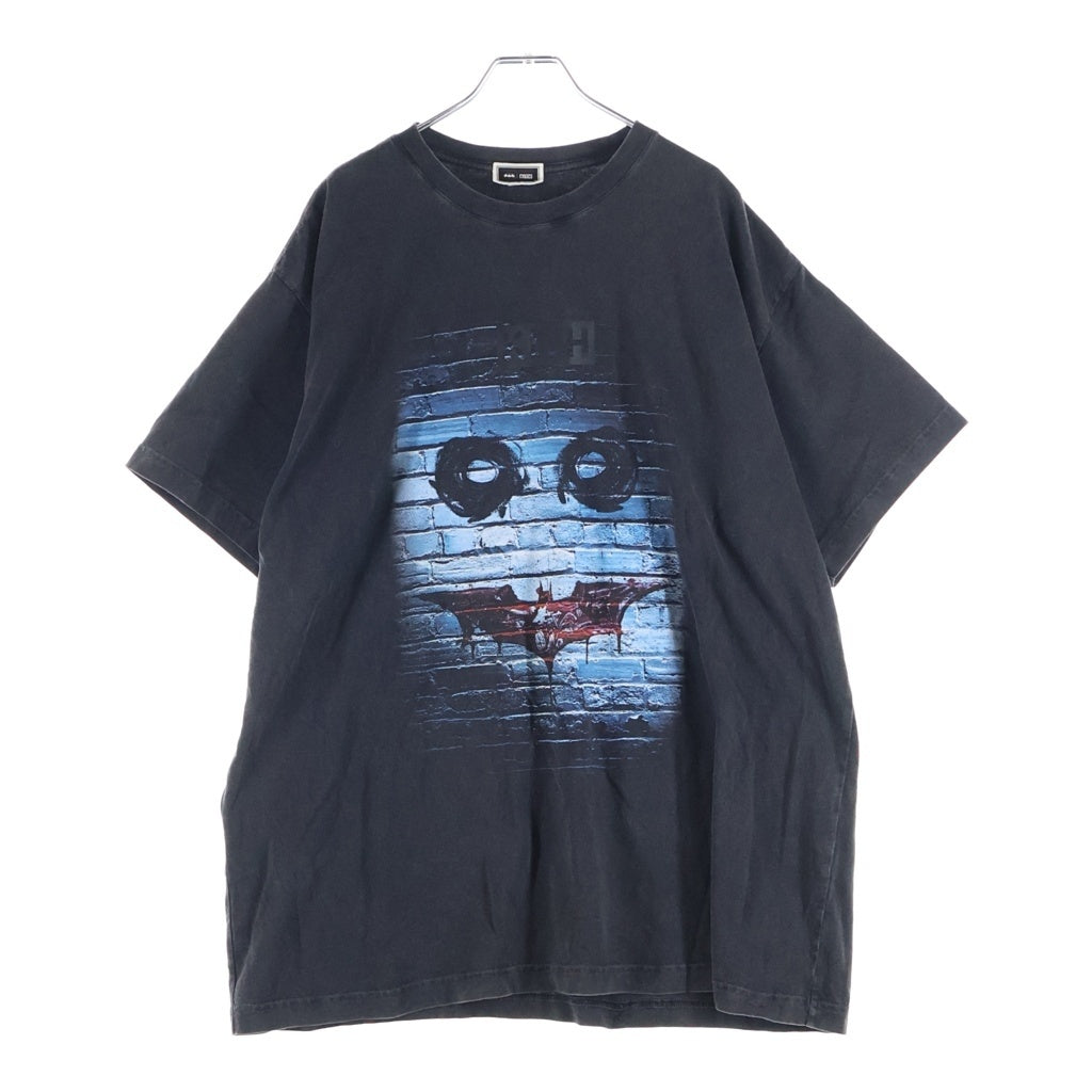 KITH(キス) ×BATMAN DARK NIGHT TEASER VINTAGE TEE バットマン ダーク ナイト ティーザー ヴィンテージ クルーネック カットソー 半袖Tシャツ ブラック KHM032765