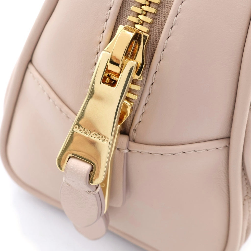 miumiu(ミュウミュウ) マテラッセナッパレザー ハンドバッグ ベージュ 5BB191 レディース