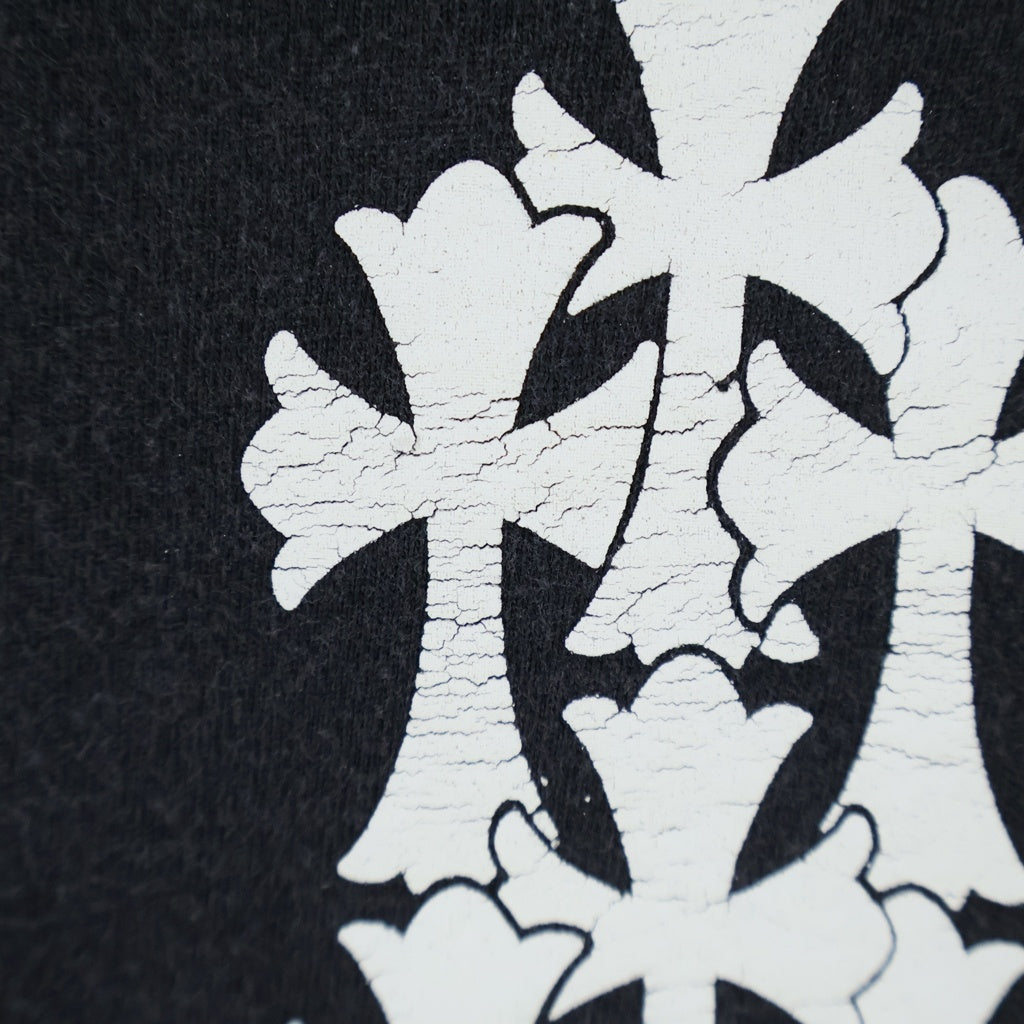 CHROME HEARTS(クロムハーツ) Cemetery Cross Tire Track Tee バックセメタリークロス タイヤトラック プリント半袖Tシャツ ブラック