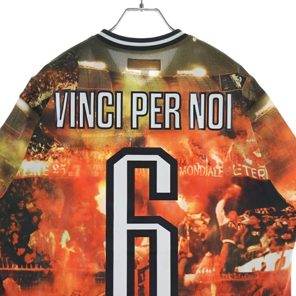 SUPREME(シュプリーム) 25SS Vinci Per Noi Soccer Jersey ヴィンチ ペルノ サッカー 半袖Tシャツ レッド