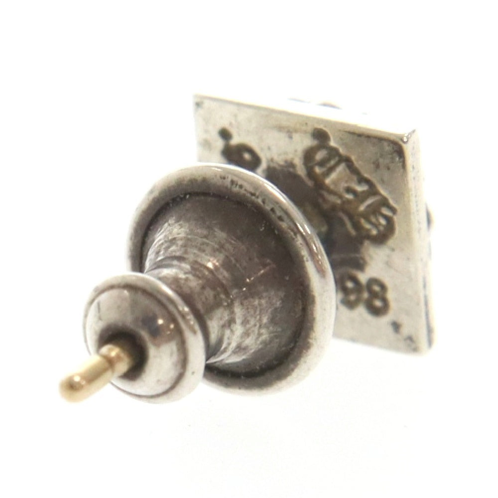 CHROME HEARTS(クロムハーツ) STUD PYRAMID PLS/ピラミッドスタッドシルバーピアス