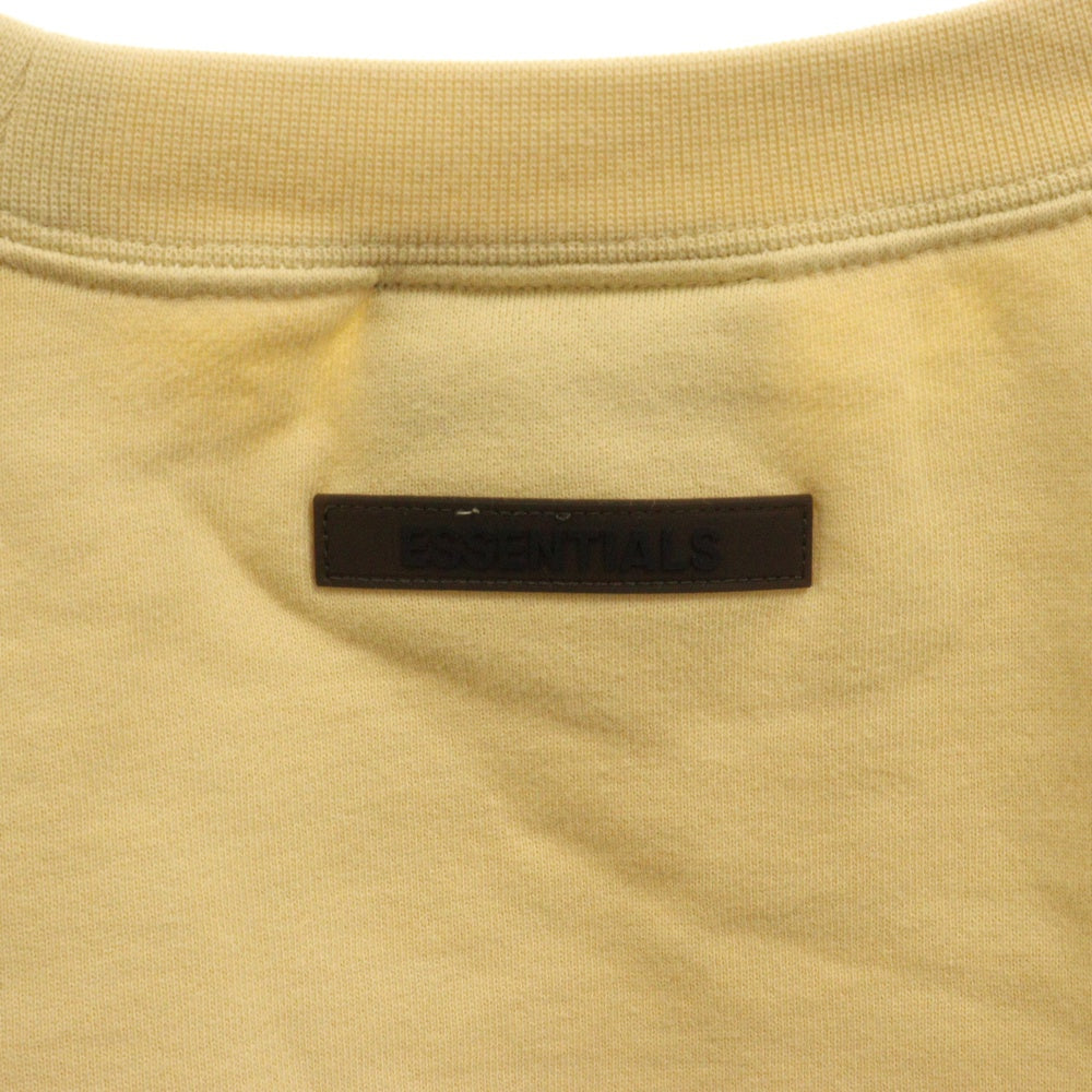 FEAR OF GOD ESSENTIALS(フィアオブゴッド エッセンシャルズ) CREWNECK SWEATSHIRT リフレクターロゴプリント クルーネックスウェットトレーナー イエロー