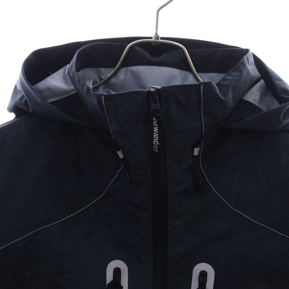 and wander(アンドワンダー) printed PERTEX SHIELD rain jacket シールド レインジャケット マウンテンパーカー ネイビー 574-5111001