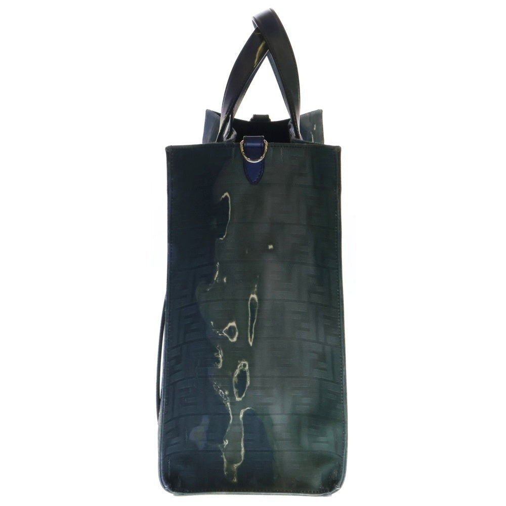 FENDI(フェンディ) FLAT SHOPPING BAG フラットショッピングバッグ ズッカ柄 ジャガード トートバッグ ショルダーバッグ ネイビー 7VA390 AHUE F1GWB