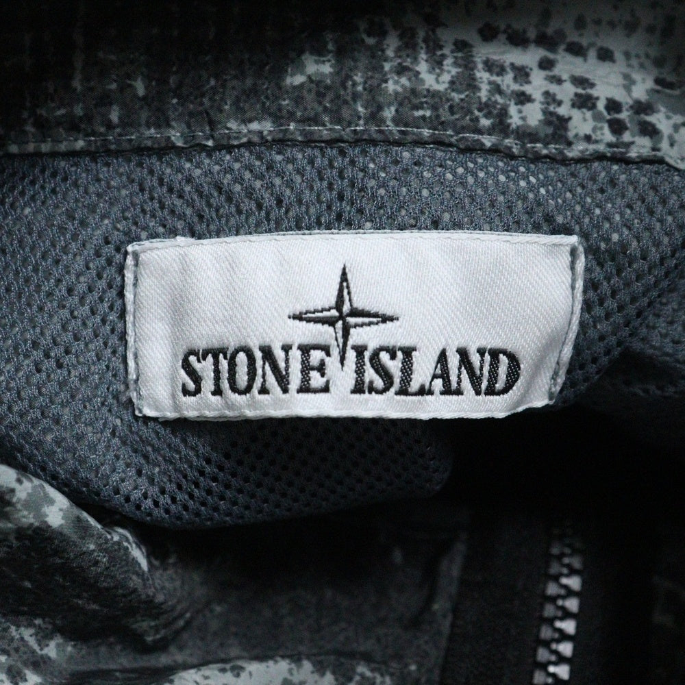 STONE ISLAND(ストーンアイランド) 24SS DISSOLVING GRID CAMO JACKET カモ柄 ナイロン ジップアップ ジャケット グレー 8015661E1