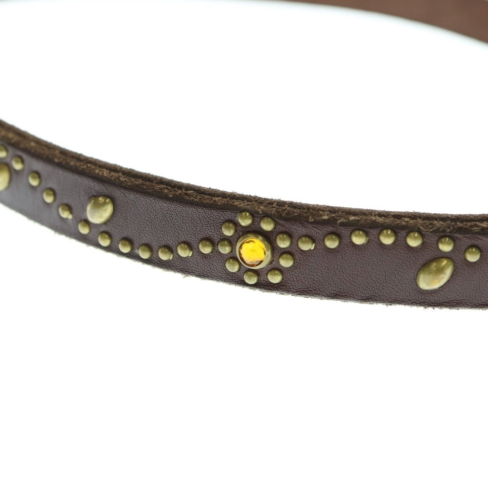 HTC(エイチティーシー) フラワースタッズ ナローレザーベルト ブラウン