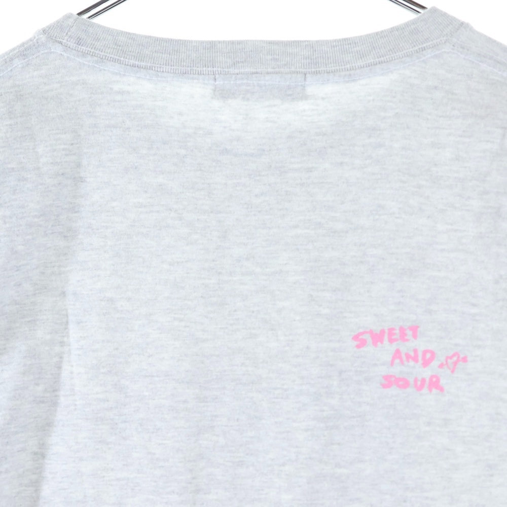 MAISON SPECIAL(メゾンスペシャル ) Early Romance Long Sleeve T-shirt アーリーロマンスロングスリーブTシャツ ロゴプリントクルーネック長袖Tシャツ 21242415308 グレー