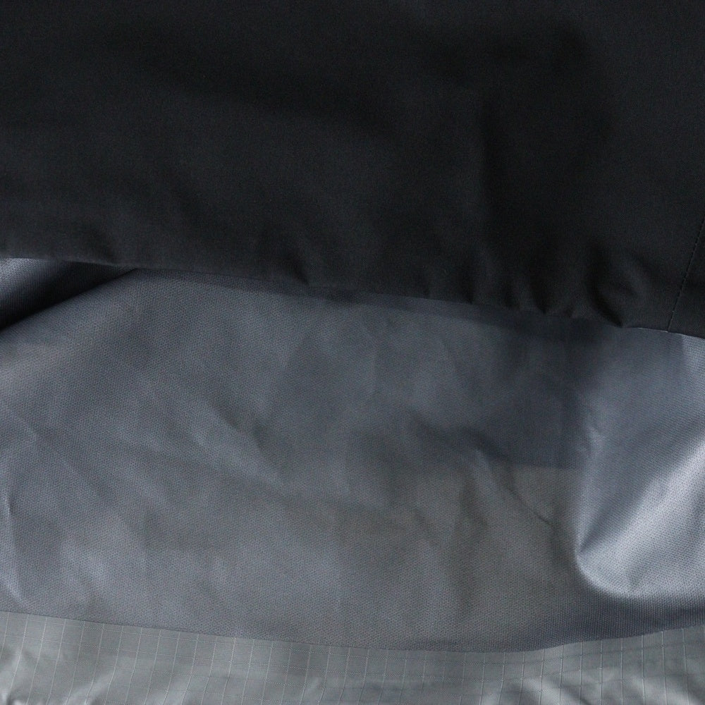 ARC'TERYX(アークテリクス) Beta Jacket ベータジャケット ロゴ刺繍ジップアップナイロンシェルジャケット X000010513 ブラック