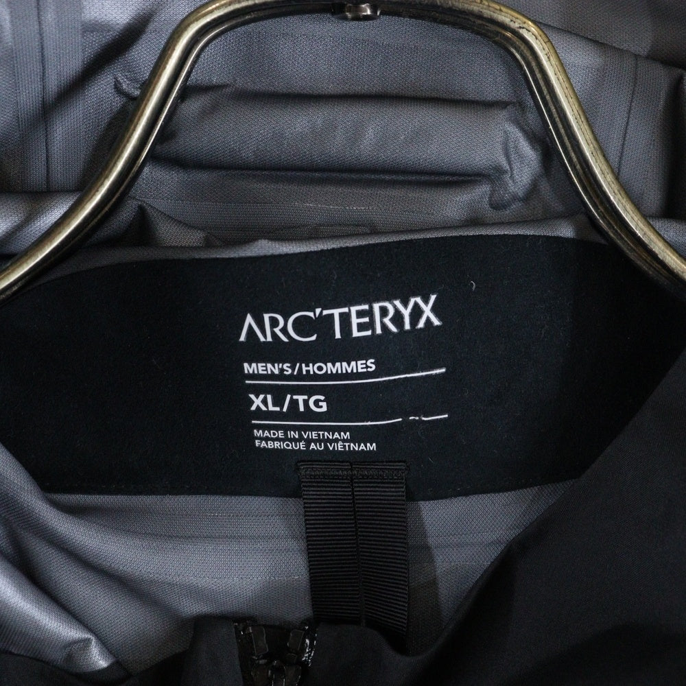 ARC'TERYX(アークテリクス) Beta Jacket ベータジャケット ロゴ刺繍ジップアップナイロンシェルジャケット X000010513 ブラック