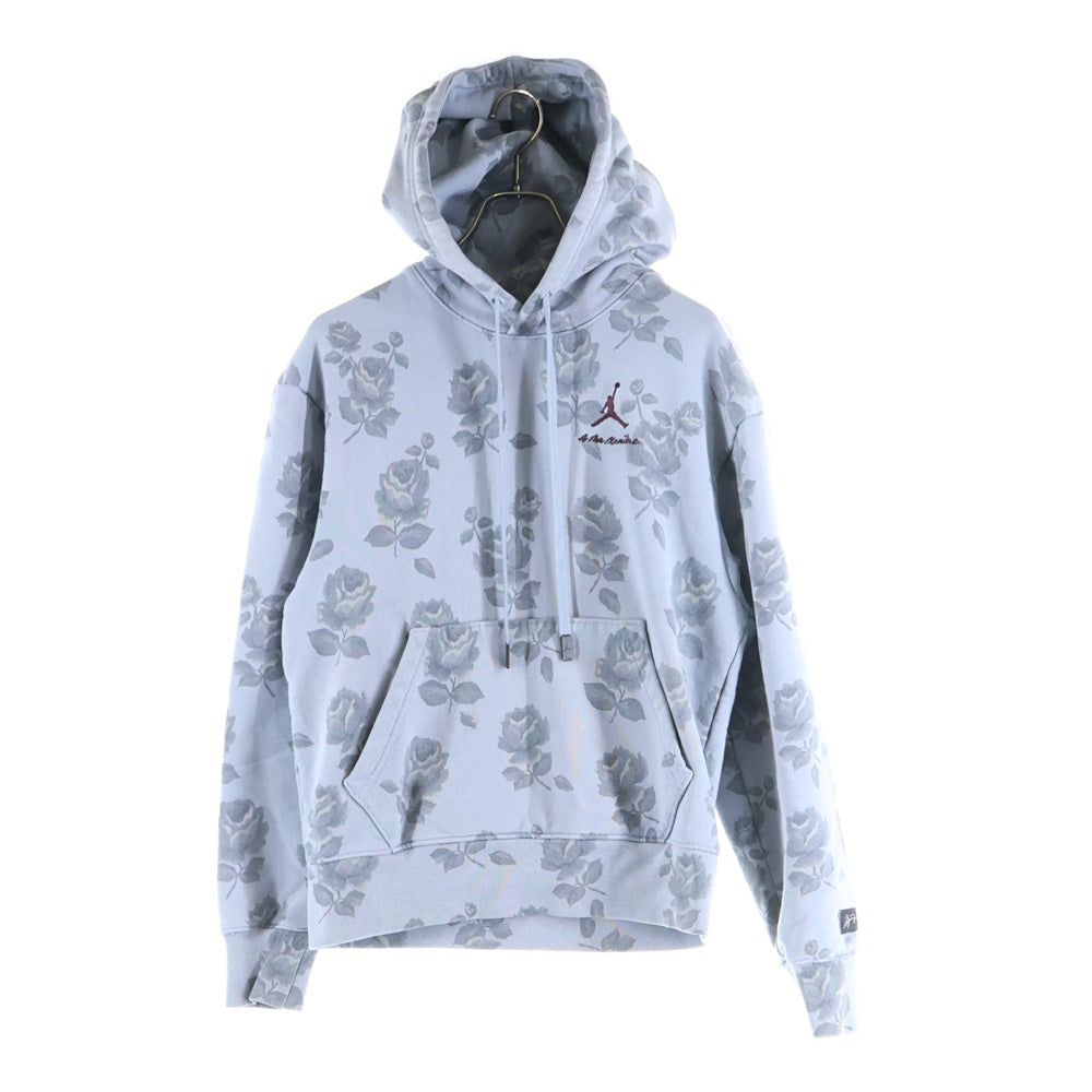 JORDAN BRAND(ジョーダンブランド) ×A Ma Maniere ア マ マニエール 総柄 フロントロゴ刺繍 プルオーバーパーカー ライトブルー DJ9753-464