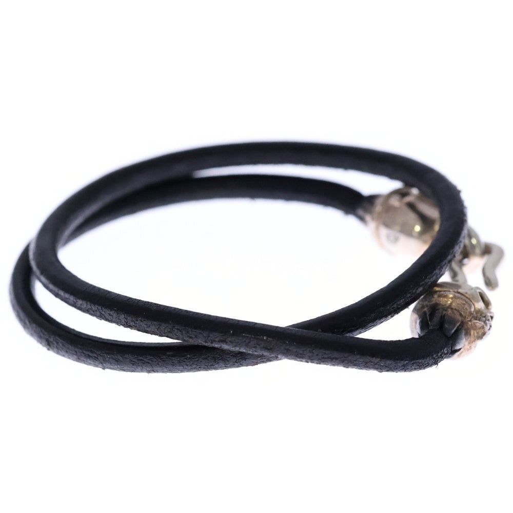 THIRTEEN DESIGNS(サーティーンデザインズ) ダブルローリングスカルフックレザーブレスレット シルバー/ブラック
