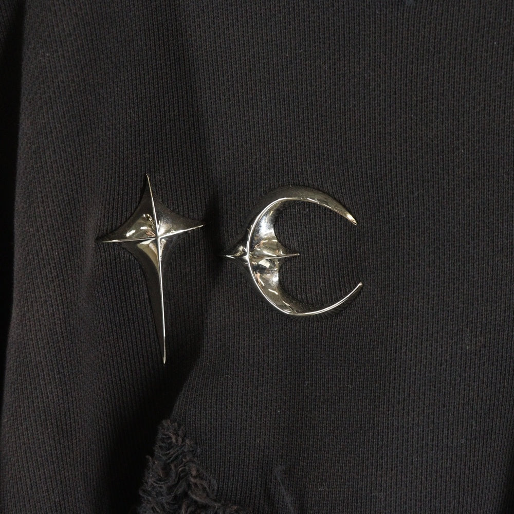 THUG CLUB(サグクラブ) 24SS War Victim Distressed Crewneck Sweat Shirts モチーフロゴダメージ加工スウェットトレーナー TC24SS2001