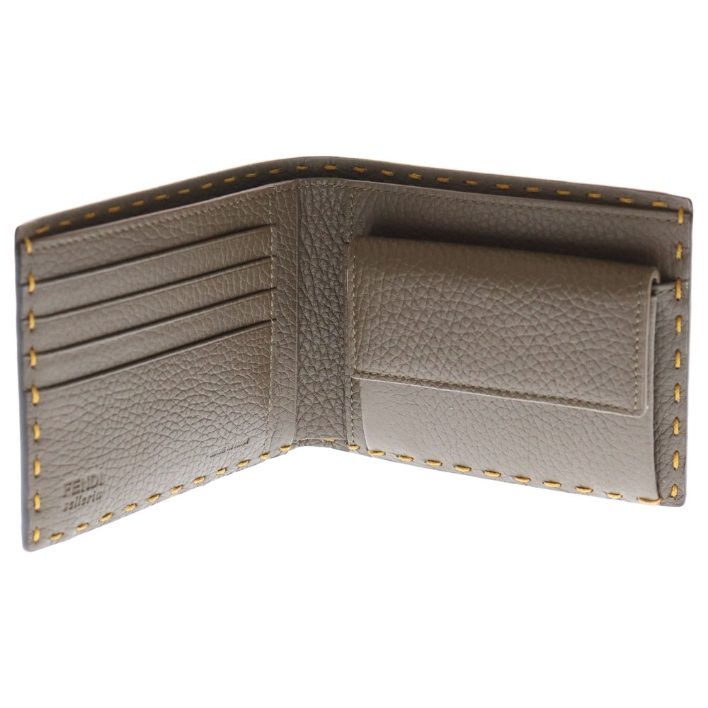 FENDI(フェンディ) セレリア カーフレザー コインケース付き 2つ折り財布 ブラウン