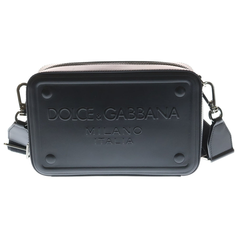 DOLCE & GABBANA(ドルチェアンドガッバーナ) クロスボディバッグ カーフスキン レリーフロゴ ショルダーバッグ ブラック