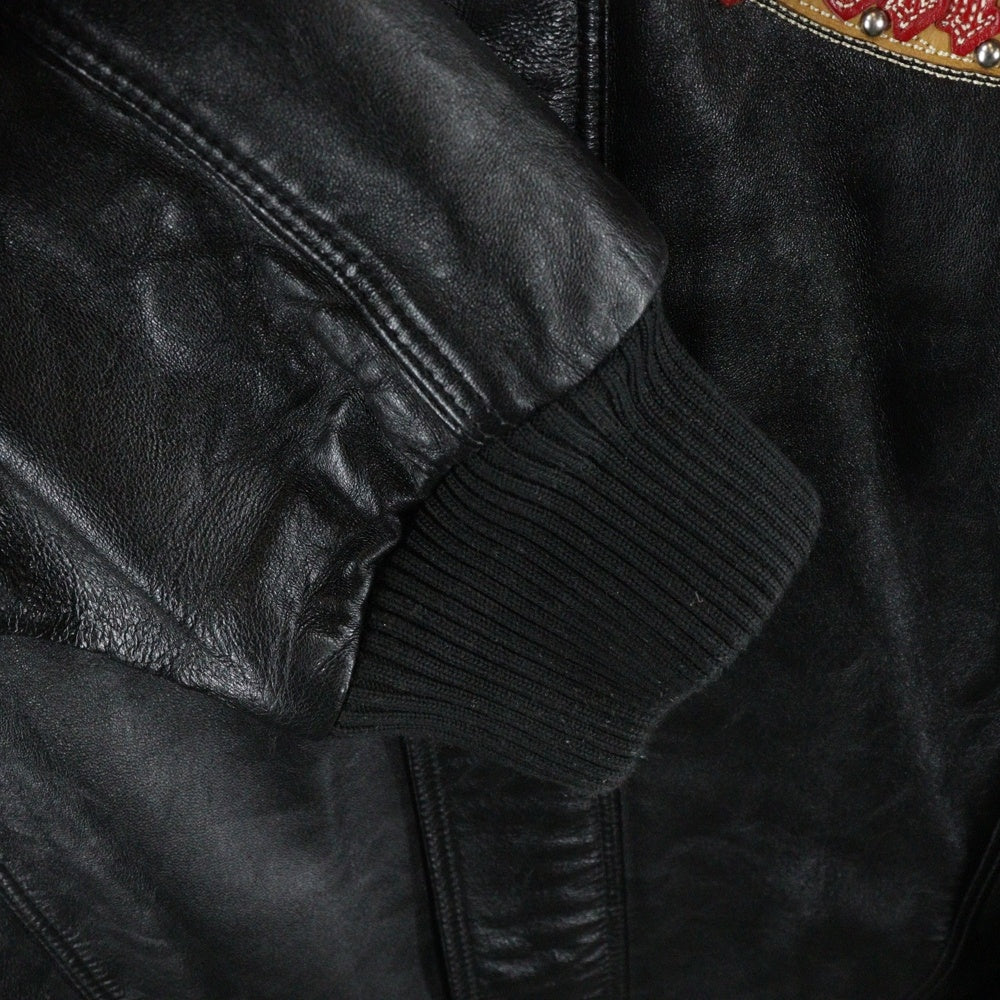 pelle pelle(ペレペレ) スタッズロゴ レザーバーシティージャケット