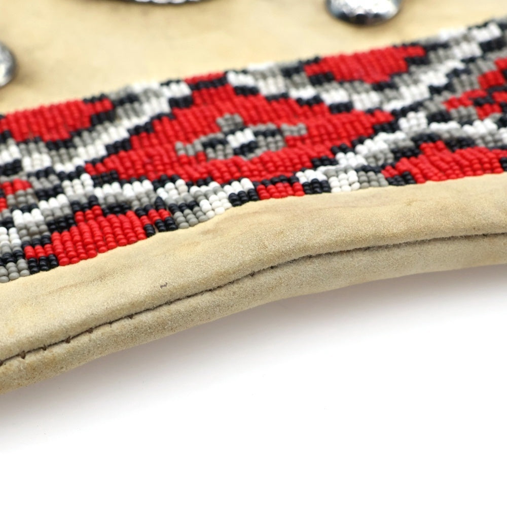 THE BINGO BROTHERS(ザ ビンゴブラザーズ) コンチョ ビーズ付き レザーメディスンバッグ アイボリー