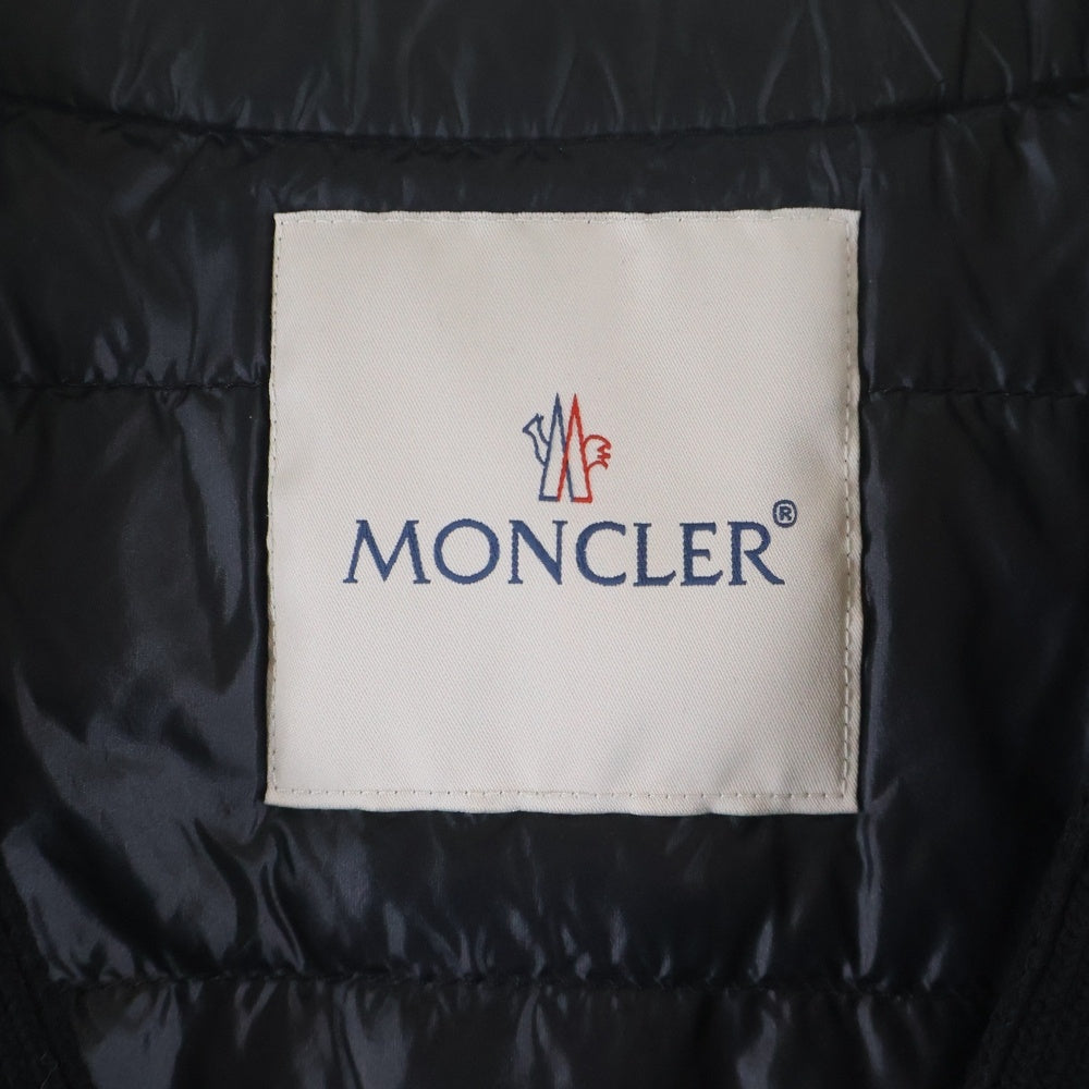 MONCLER(モンクレール) 25SS ×FRGMNT Anice Jacket ×フラグメント ロゴ刺繍ノーカラーダウンジャケット K109U1A00002 ブラック
