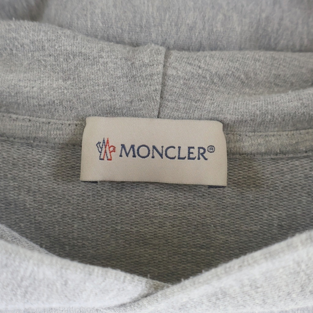 MONCLER(モンクレール) 23SS FELPA CON CAPPUCCIO Logo Embroidery Hoodie ロゴ刺繍フーデットスウェットパーカー I10918G00024 グレー