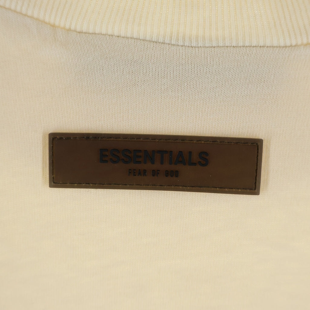 FEAR OF GOD ESSENTIALS(フィアオブゴッド エッセンシャルズ) Felt Logo Mockneck L/S Tee フェルトロゴモックネックロングスリーブTシャツ 長袖Tシャツ カットソー クリーム